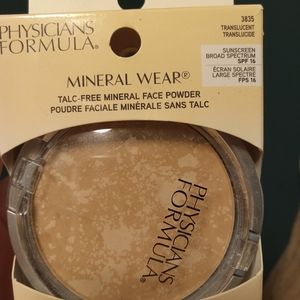 Physicians formula creamy natural powder foundation